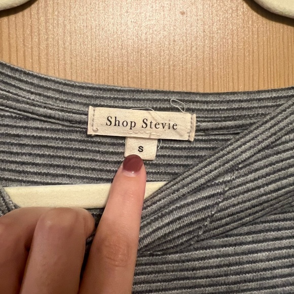 shop stevie striped short sleeve top - Picture 3 of 3